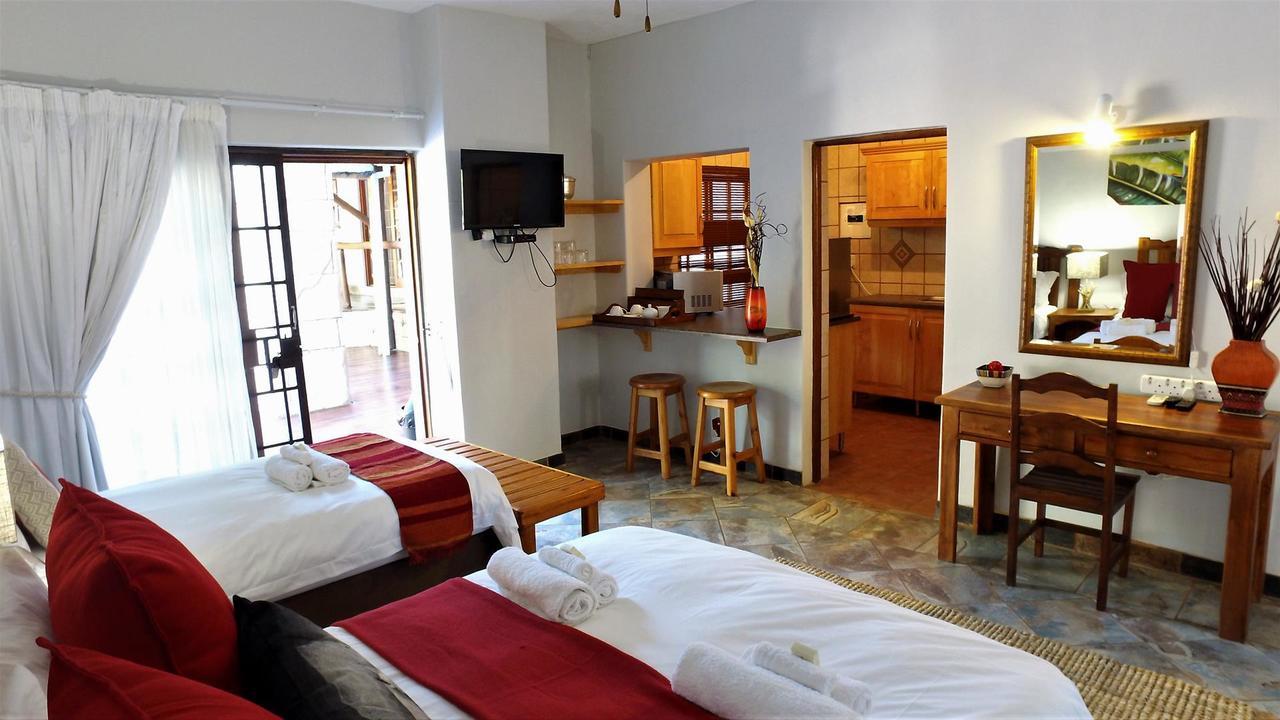 Beyond The Boma Boutique Guesthouse Marloth Park Exterior foto